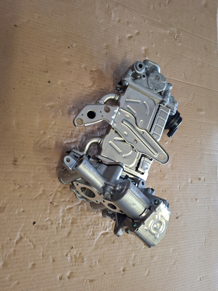 фото №1, Радиатор выхлопных газов клапан egr mercedes-benz gle a6541409100