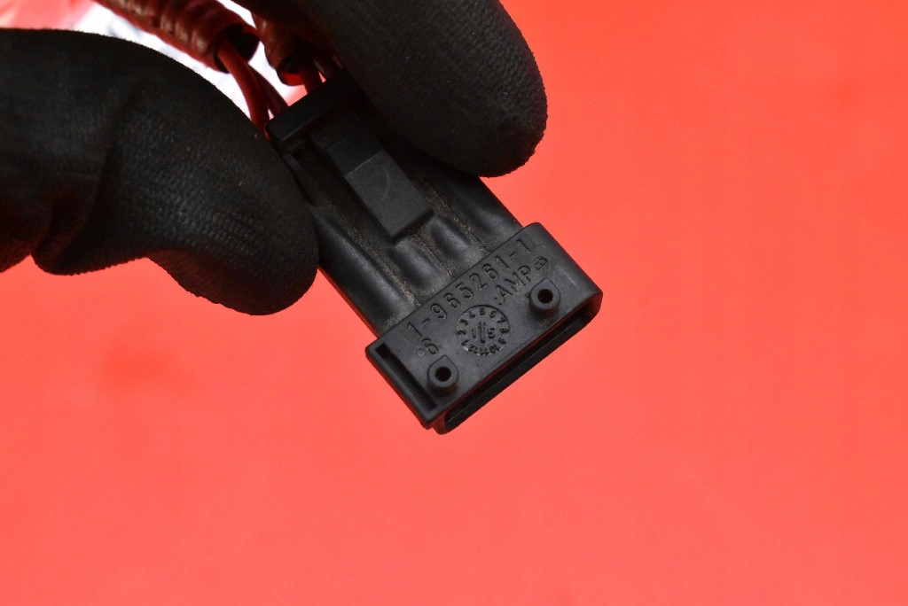 Шланг предохранитель аккумулятор 1015585-00-a tesla model s p85d awd 12-20 в Украине