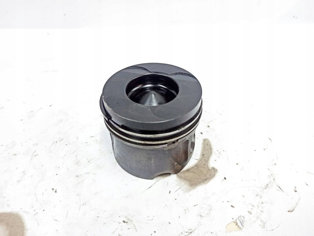 фото №4, Mercedes-benz cls c219 2005 поршни