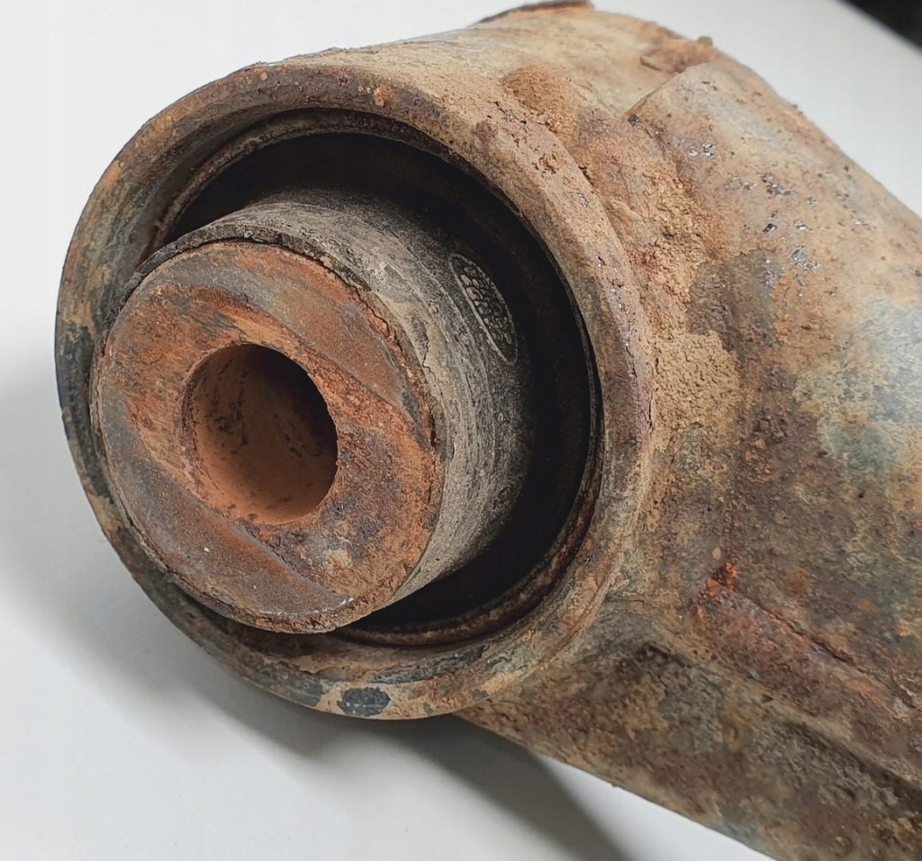 фото №3, Рычаг левый перед передние discovery iv l319