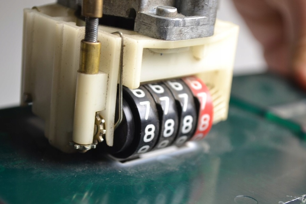 фото №9, Fiat 126p fl лічильник спідометр fiat оригінальний номер