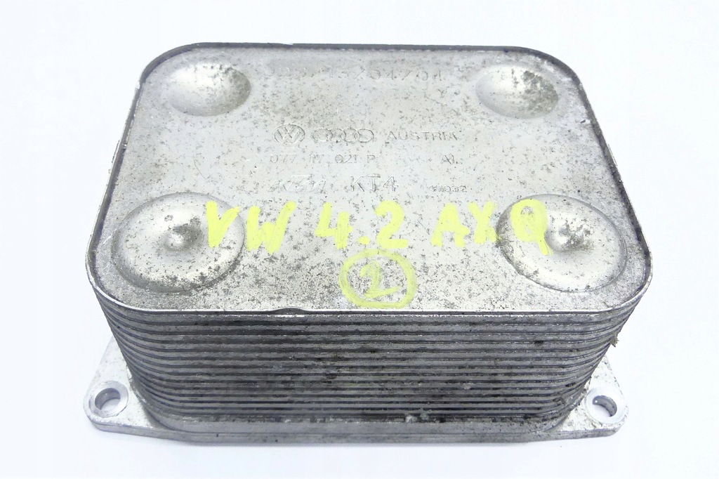 фото №1, Vw touareg 4.2 v8 axq радиатор масла