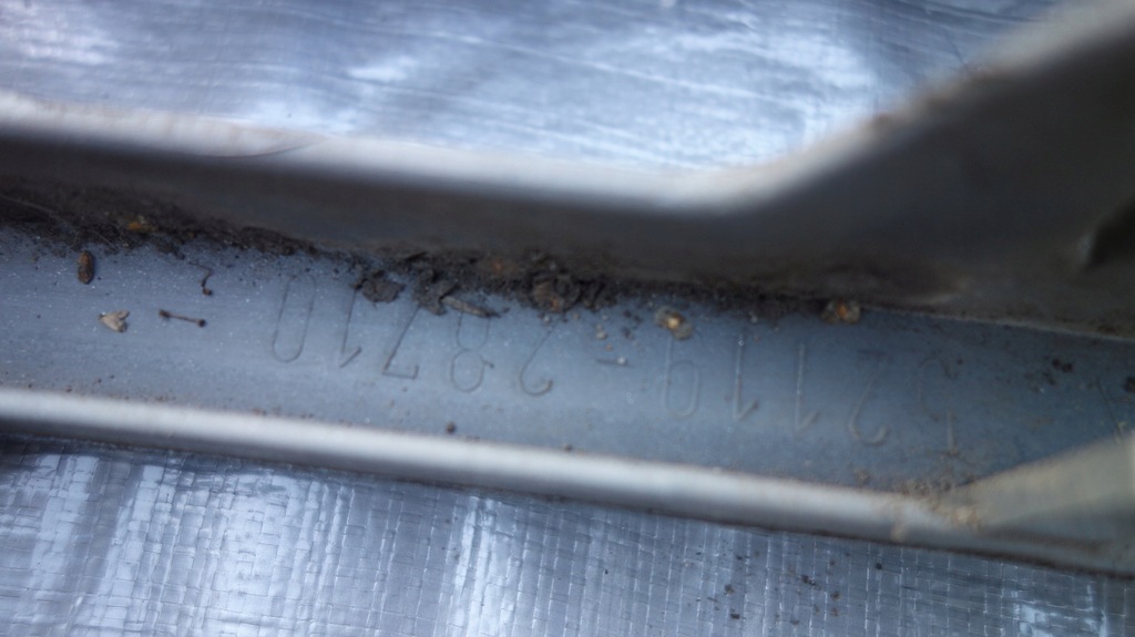 фото №11, Toyota previa ii бампер перед передній / 3728