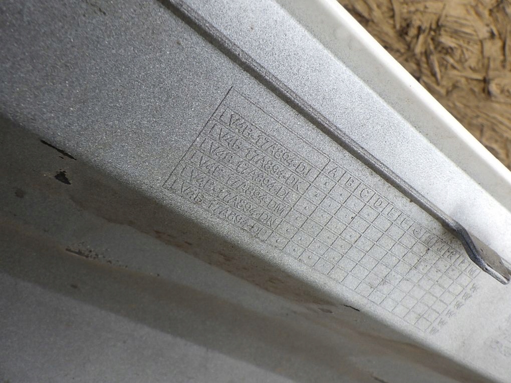 фото №10, Ford kuga mk3 iii 3 st line 19- бампер задний