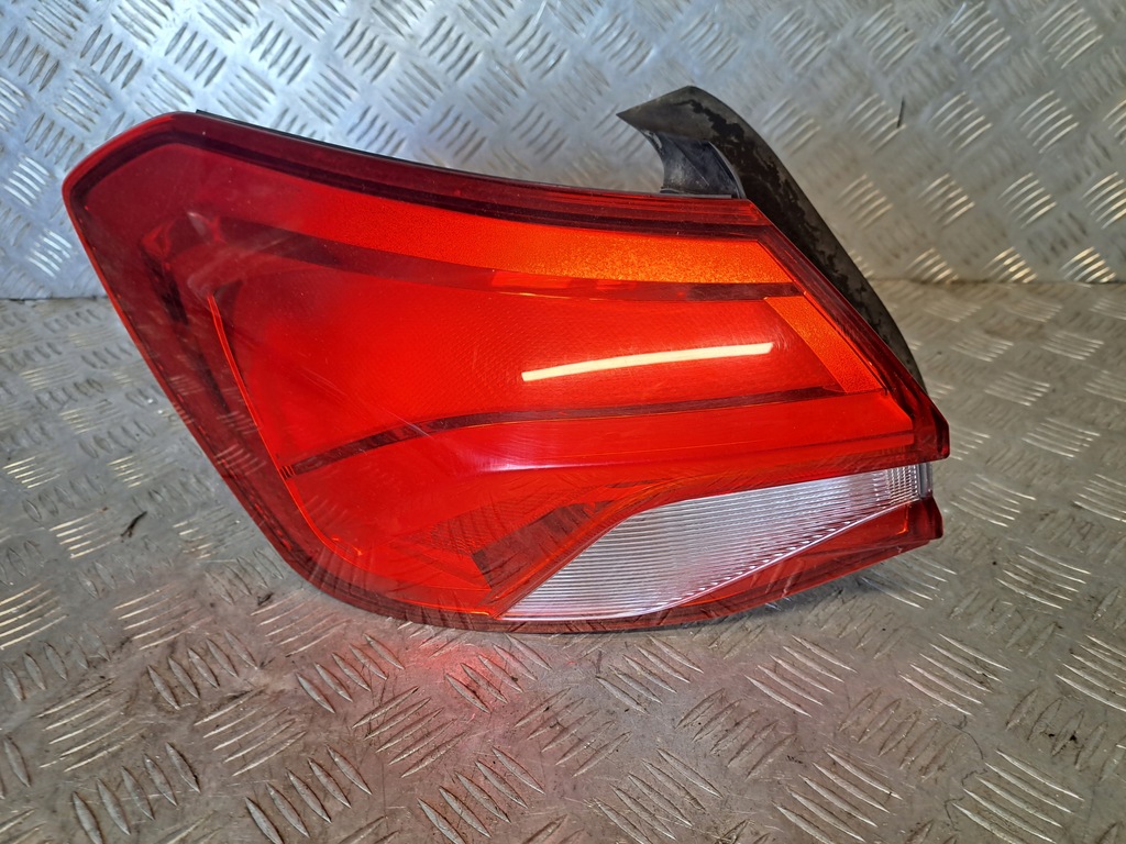 фото №2, Ford focus mk4 хэтчбек лампа левая задняя задняя led