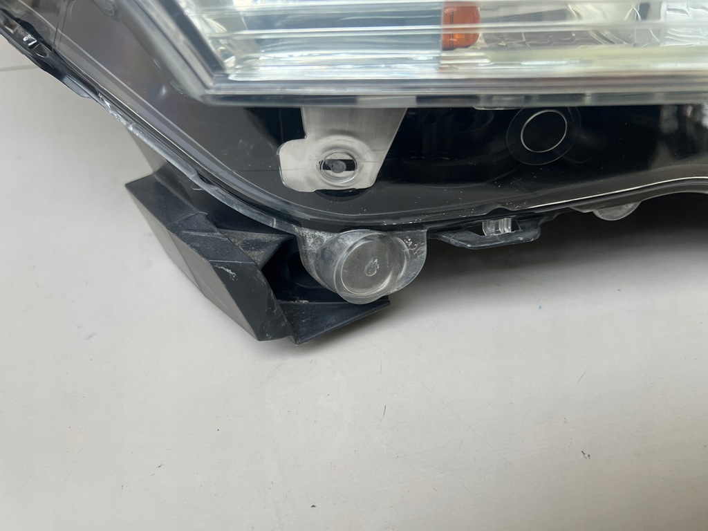 фото №10, Лампа передняя правая peugeot 3008 i 5008 i 9682519080 / 89903105