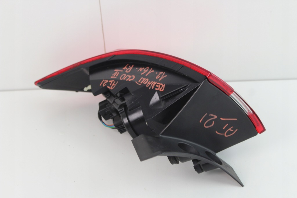 фото №2, Лампа правый задняя задняя renault clio iv 12-16r