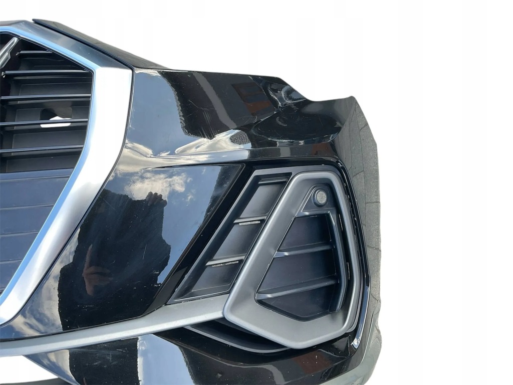 Бампер, решётка , решётка радиатора, решётки audi q-3 83a s-line 177. Недорого