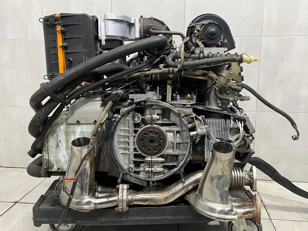 фото №7, W pełni przebudowany 1987 porsche carrera 911 kompletny двигатель 3.2 охлаждаемый воздухом 63h