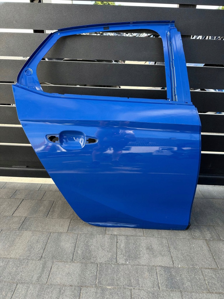 фото №1, Opel corsa f дверь правое задние задняя