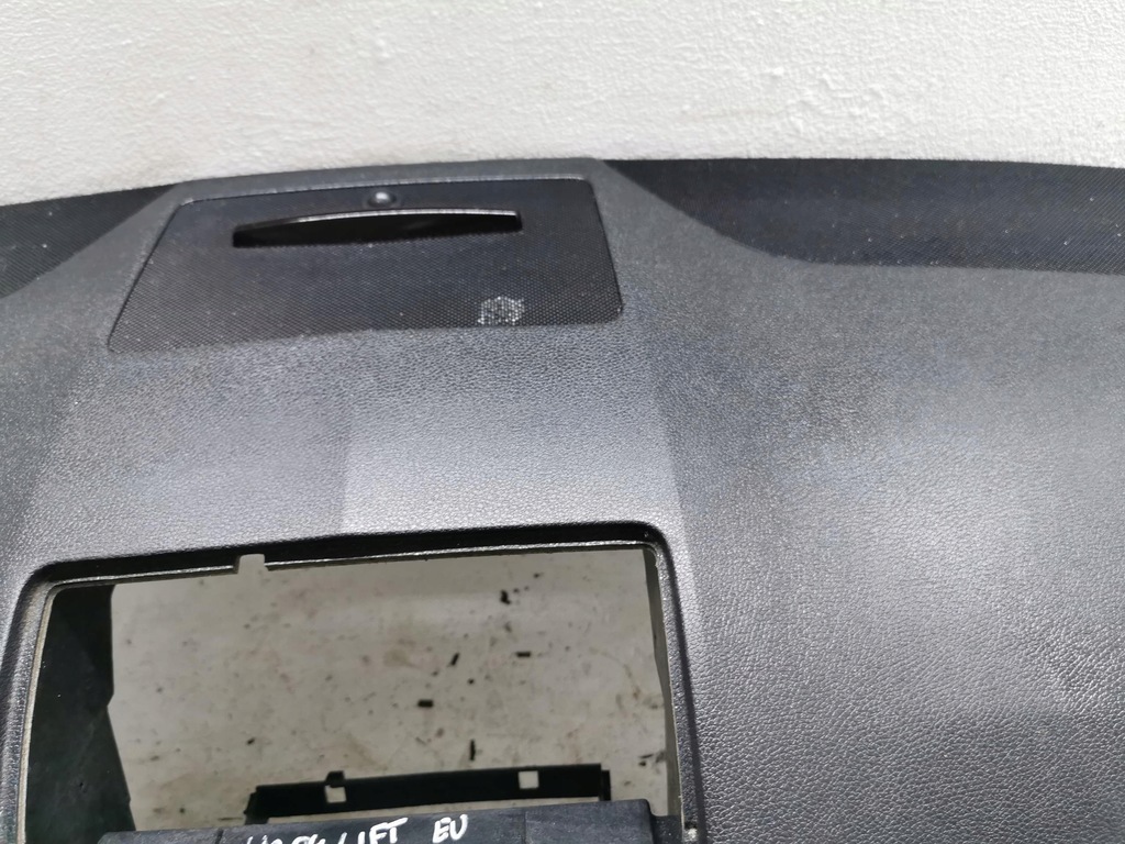 фото №7, Приборная панель приборная mercedes w204 europa