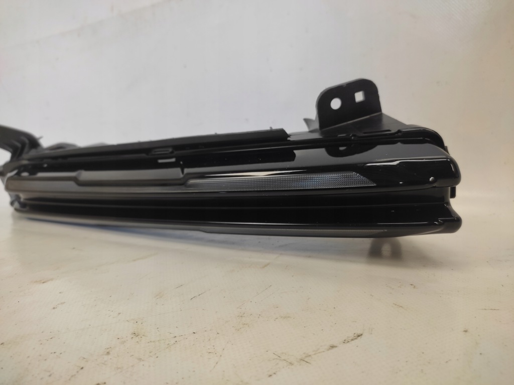 Porsche cayenne 3 рестайлінг  turbo 9y 9y0 drl led правий 2023- в Україні