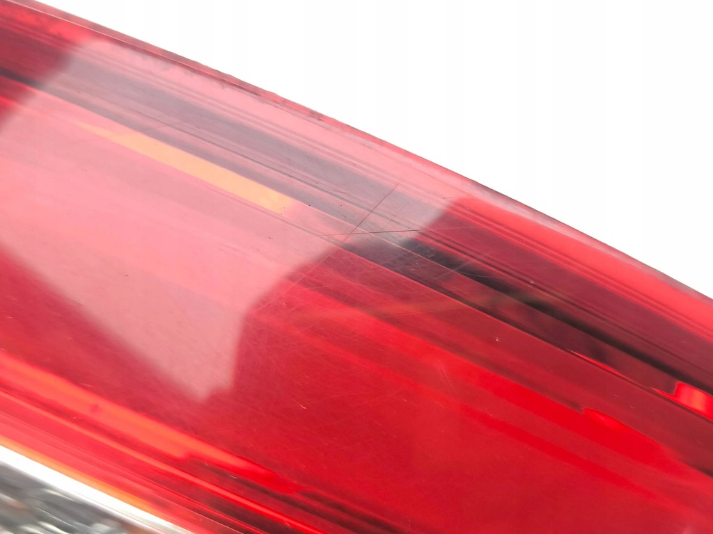 фото №8, Peugeot 308 2017 левая сторона лампа задняя