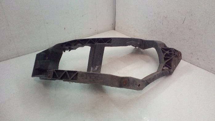 Купить Направляющая лампы левый перед панель фары smart forfour i 454 a4546200901