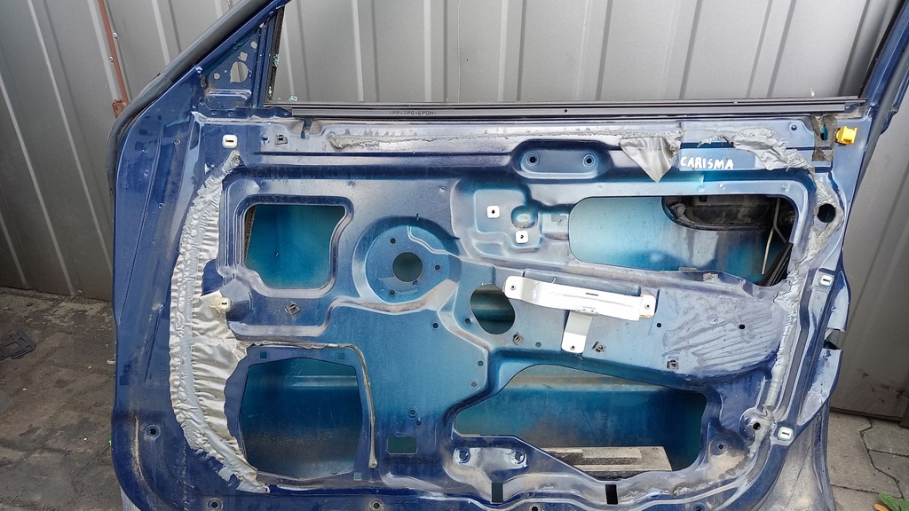 фото №15, Дверь правое перед mitsubishi carisma hb 97r