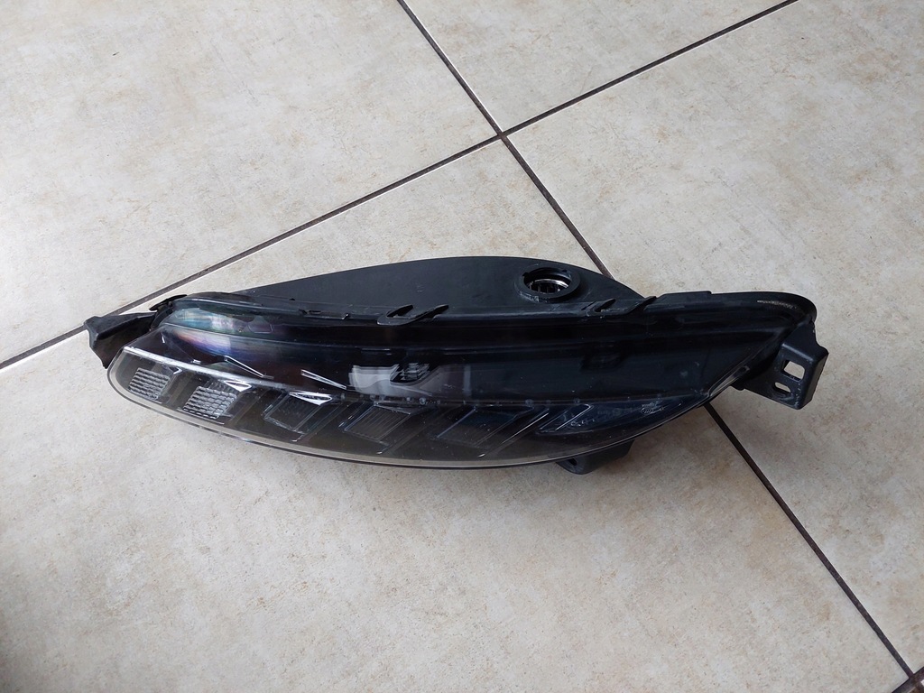 фото №7, Противотуманная фара - правый - renault espace v