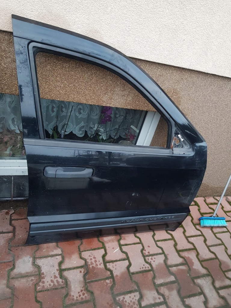 фото №1, Дверь перед правое jeep grand cherokee wk 05-10