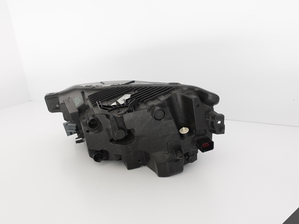 фото №10, Volvo xc60 ii 2 17- лампа full led система правая eu