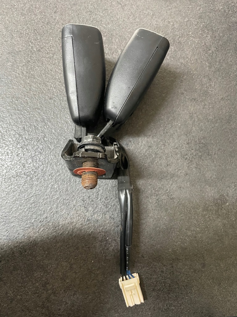 фото №1, Клипса поперечина задняя двойной kia ceed i lift 2009