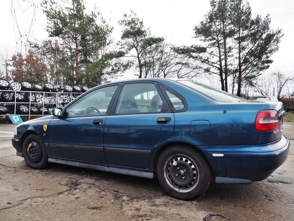 фото №7, Volvo s40 95-00 крышка багажника задняя багажника лак 325-22