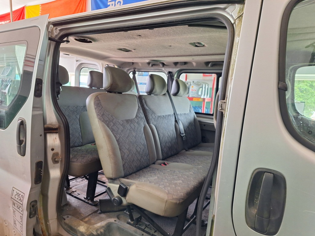 фото №1, Сидіння заднє сидіння ii ряд vivaro trafic primastar