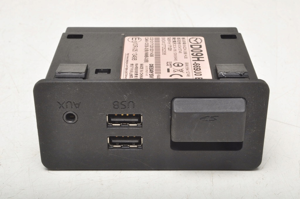 фото №1, Mazda 2 dl dj вхід роз'єм usb d09h-669u0b