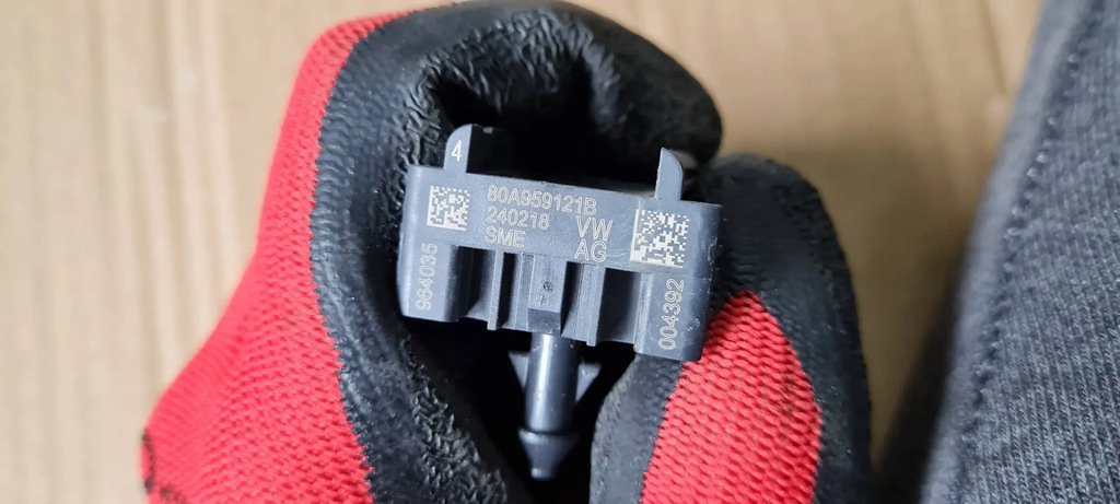 фото №6, Sq5 q5 80a датчик защиты пешеходов штекер колодка 80a959121b