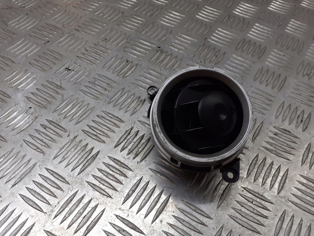 фото №1, Решётка средняя обдув ford fiesta mk6