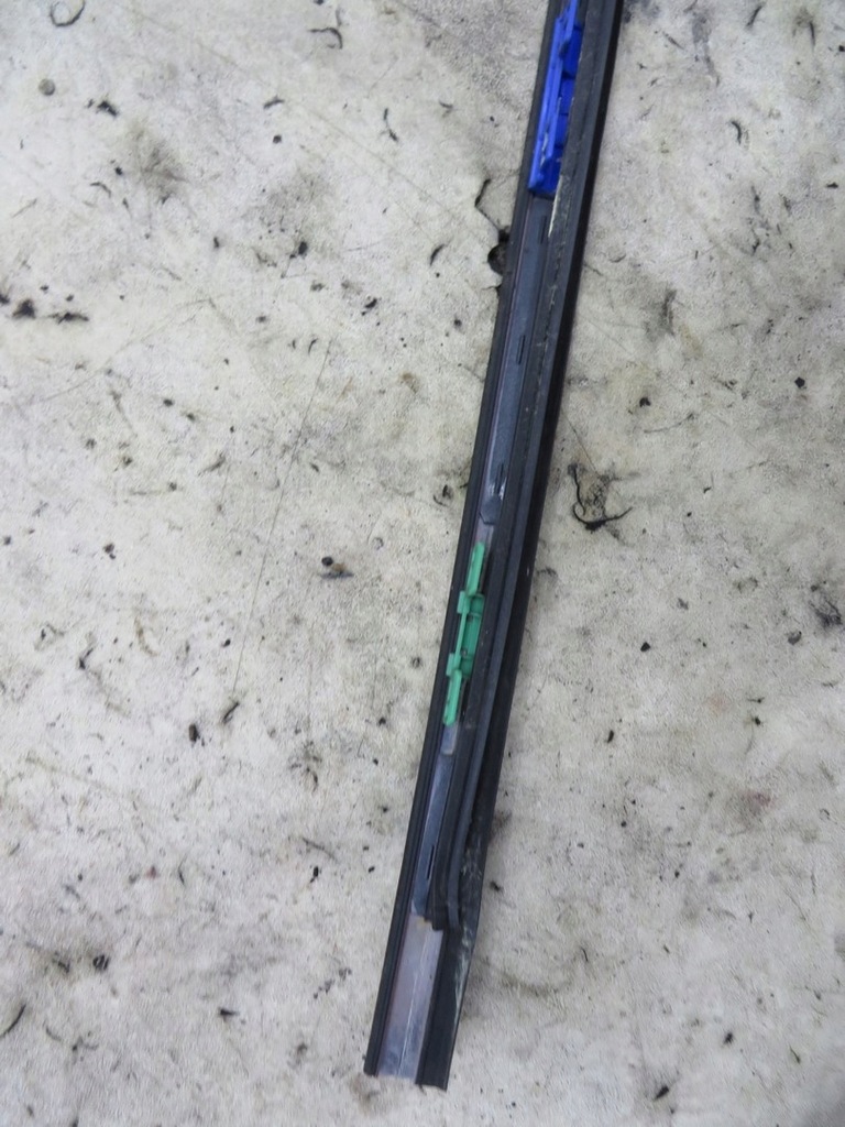 фото №7, Молдинг скло лобове права civic ix