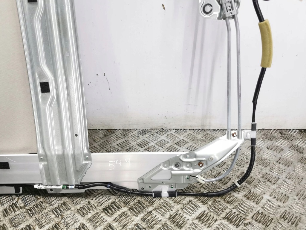 фото №15, Tesla model 3 2022 люк комплект