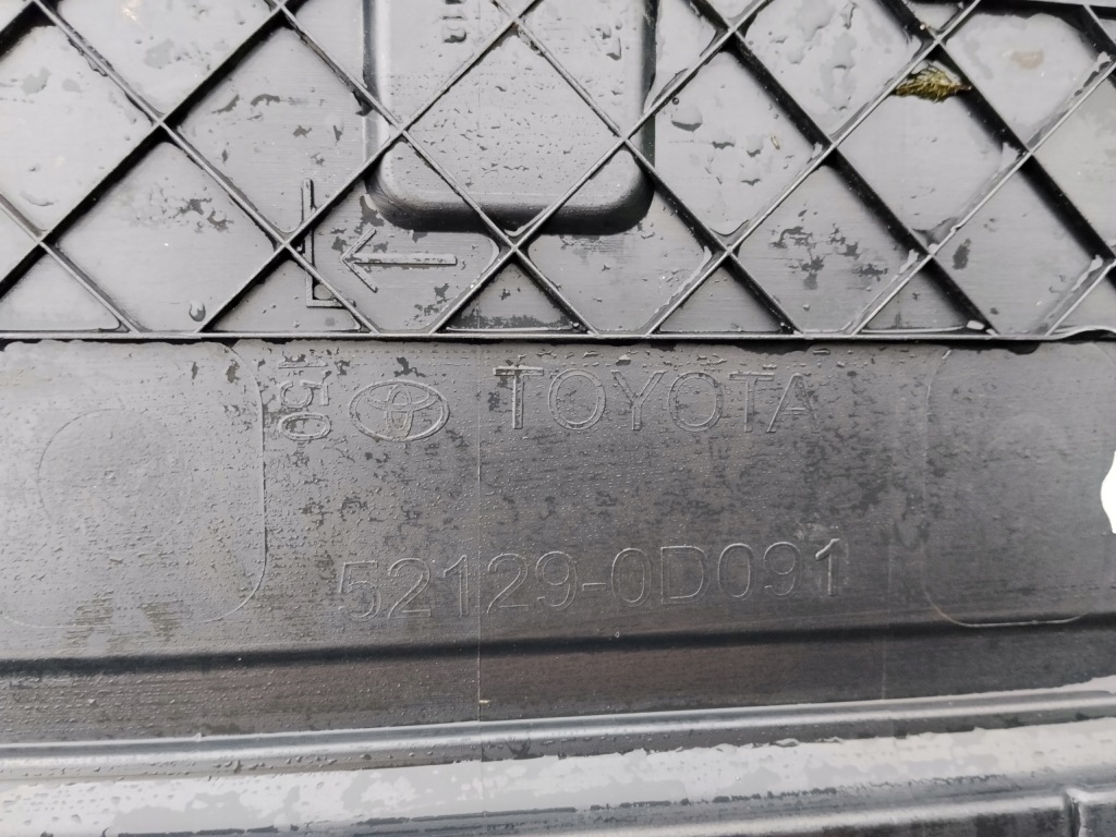 Бампер перед накладка нижняя бампера спойлер накладка-спойлер toyota yaris cross 21-- Недорого