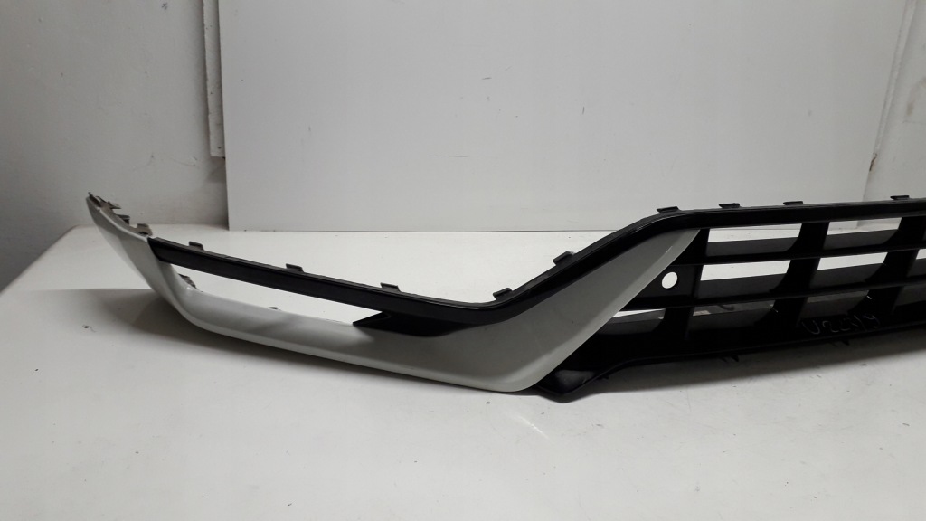 Volvo xc90 14- r-design накладка решётка бампера Доставка