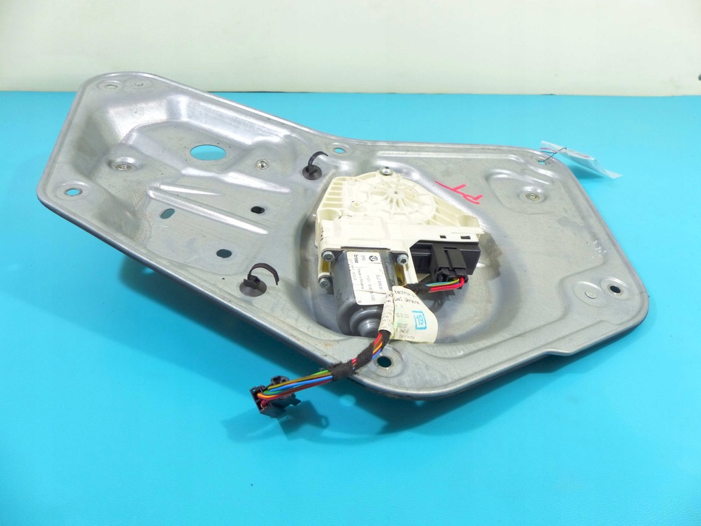 фото №1, Подъемник задняя правый skoda yeti 5l0959812