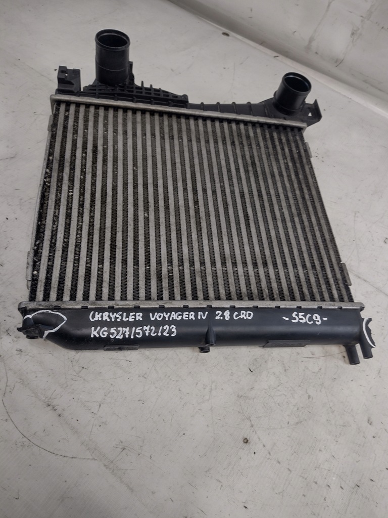 фото №8, Интеркулер chrysler voyager iv 2,8 crd 150 km 05142489aa