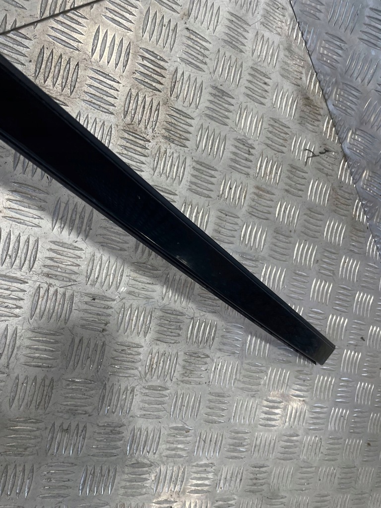 фото №7, Молдинг дахова права mercedes e-klasa w213 a2136900482