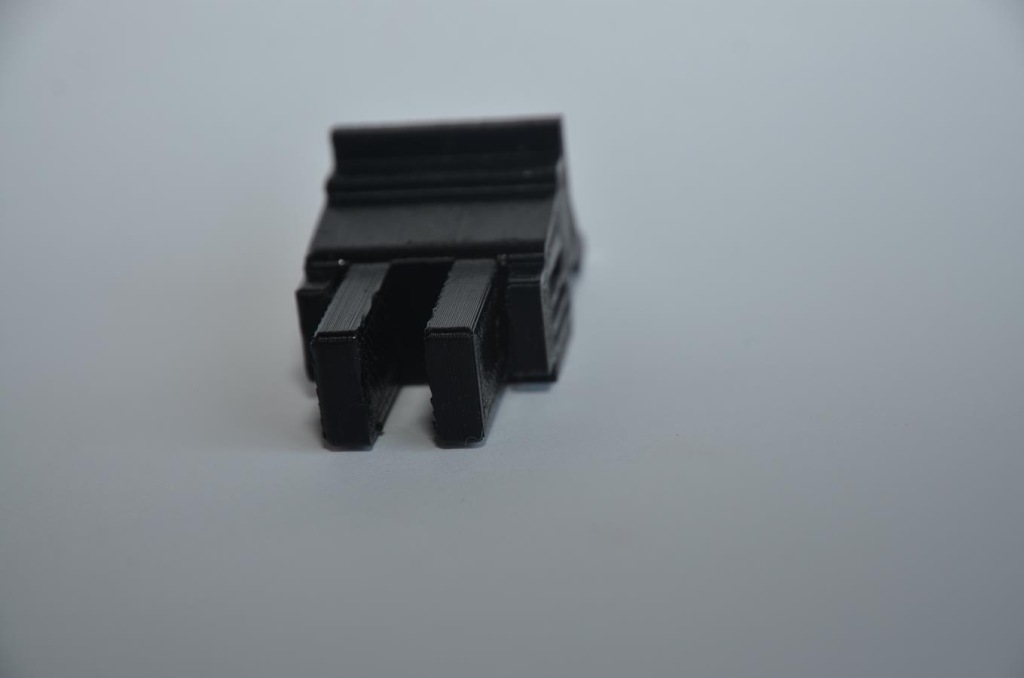 Направляющая крыша fiat 500c кабриолет  комплект правый + левый с Разборки