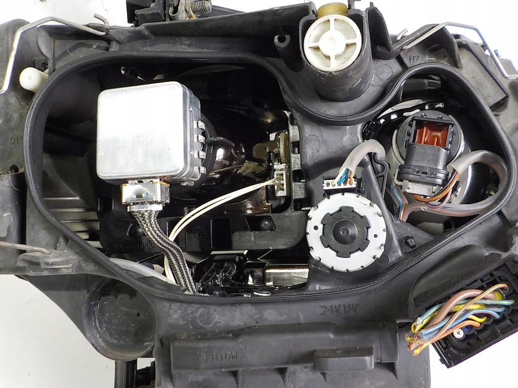 фото №8, Bmw 1 e81 e88 ксенон лампа левая перед передняя uk