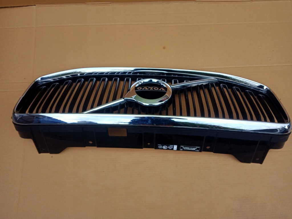 фото №4, Volvo xc60 ii решітка радіатора atrappa 2017r