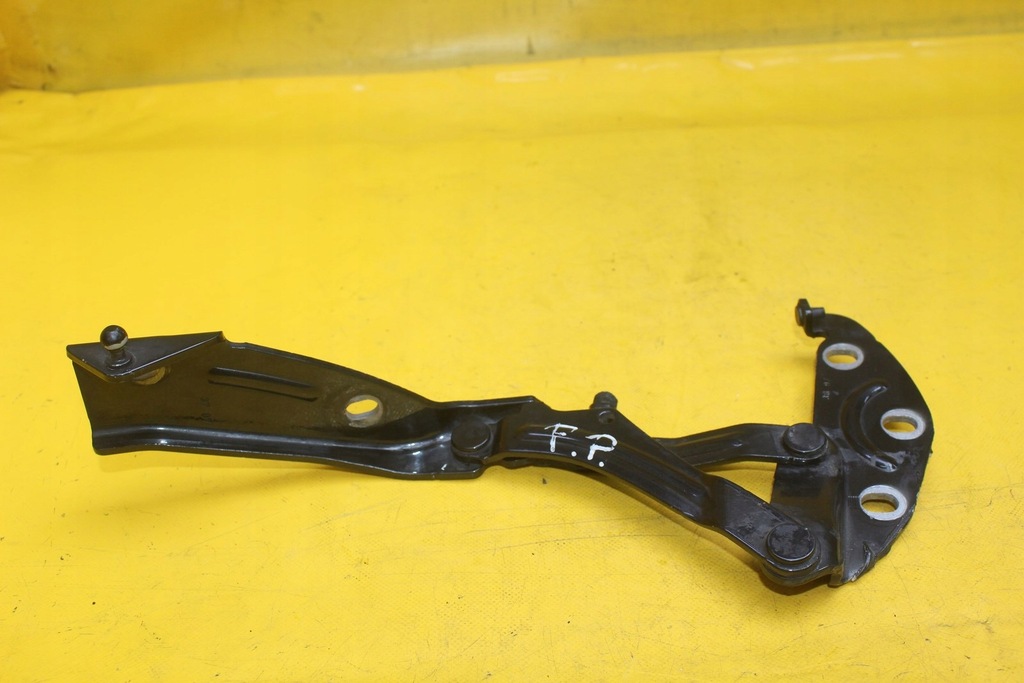 фото №7, Петля капот правый перед vw phaeton 3d0323302d