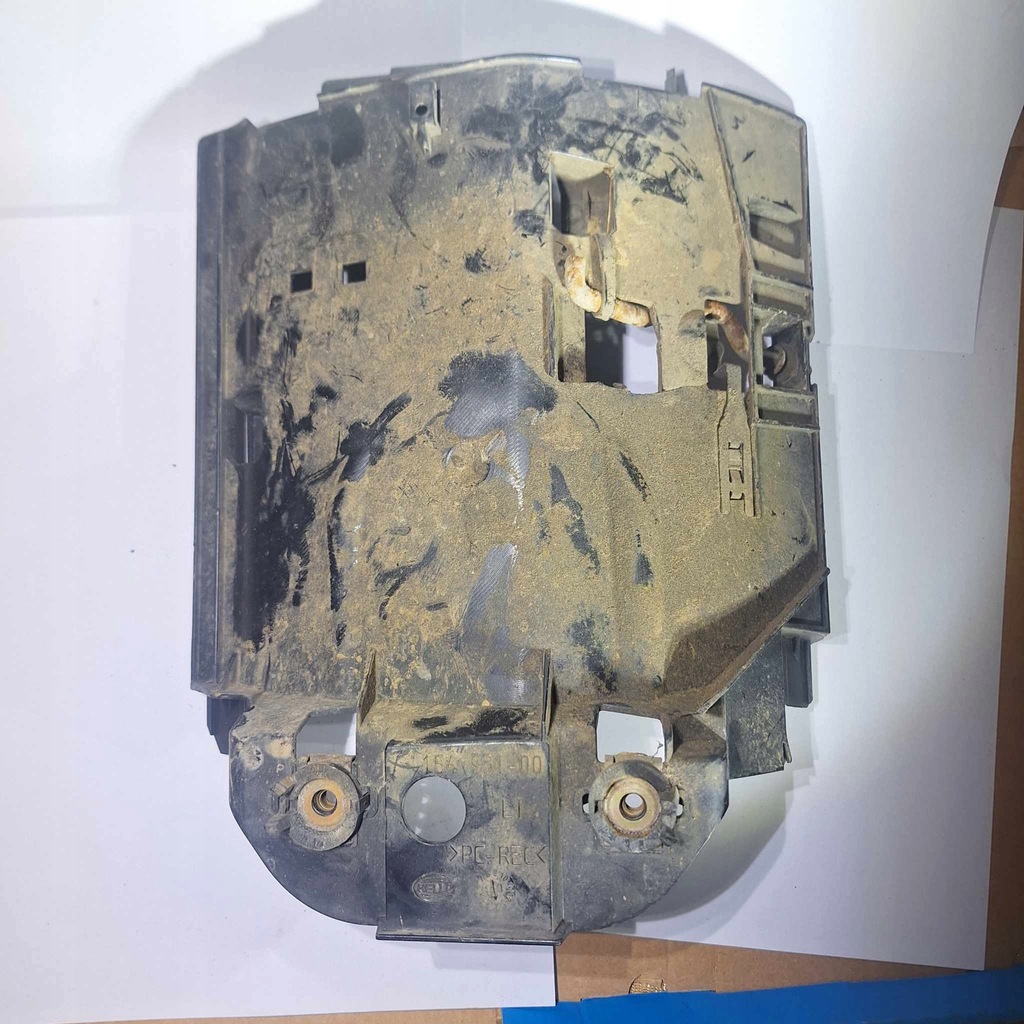 фото №4, Напрямна кронштейн напрямна лампи передньої ліва lancia thesis