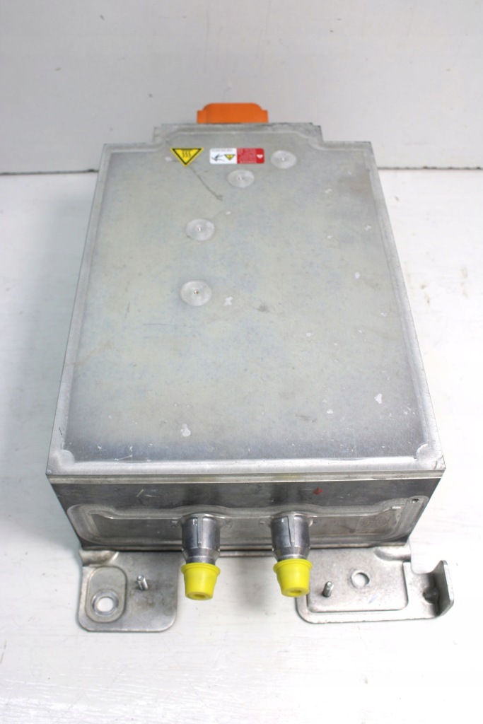 фото №6, Audi e-tron зарядное устройство 5qe915684k 5qe 915 684 k устройство do зарядки аккумулятор