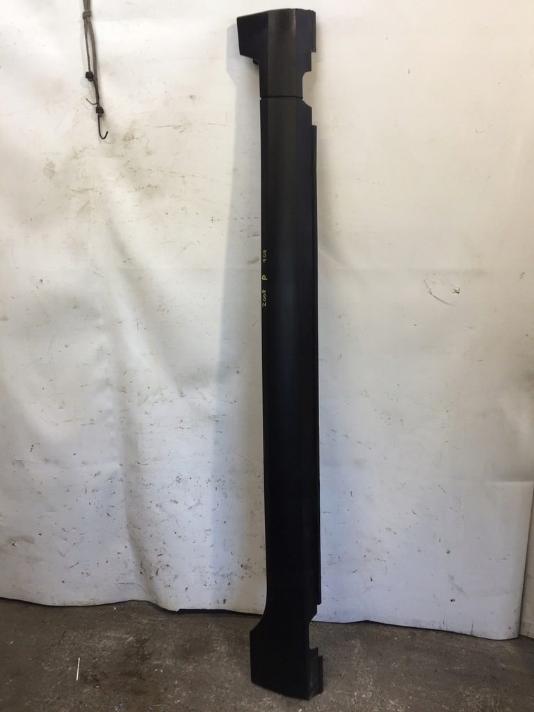 фото №1, Молдинг поріг права peugeot 2008 #108