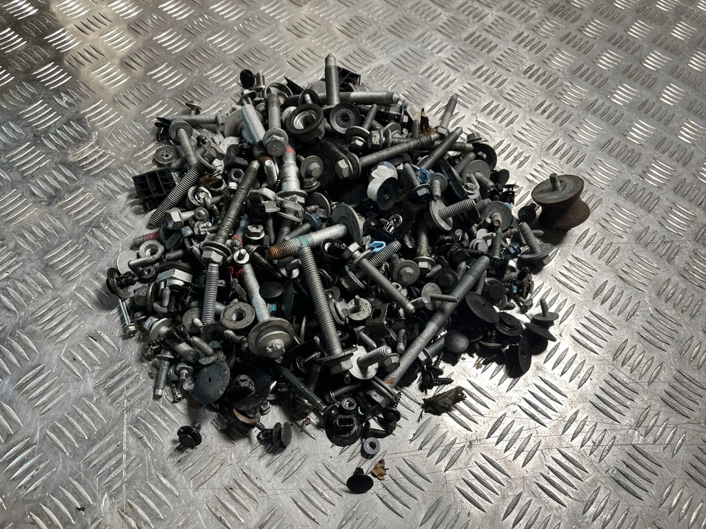 фото №1, Болти кліпси з демонтажу renault arkana lift 23-