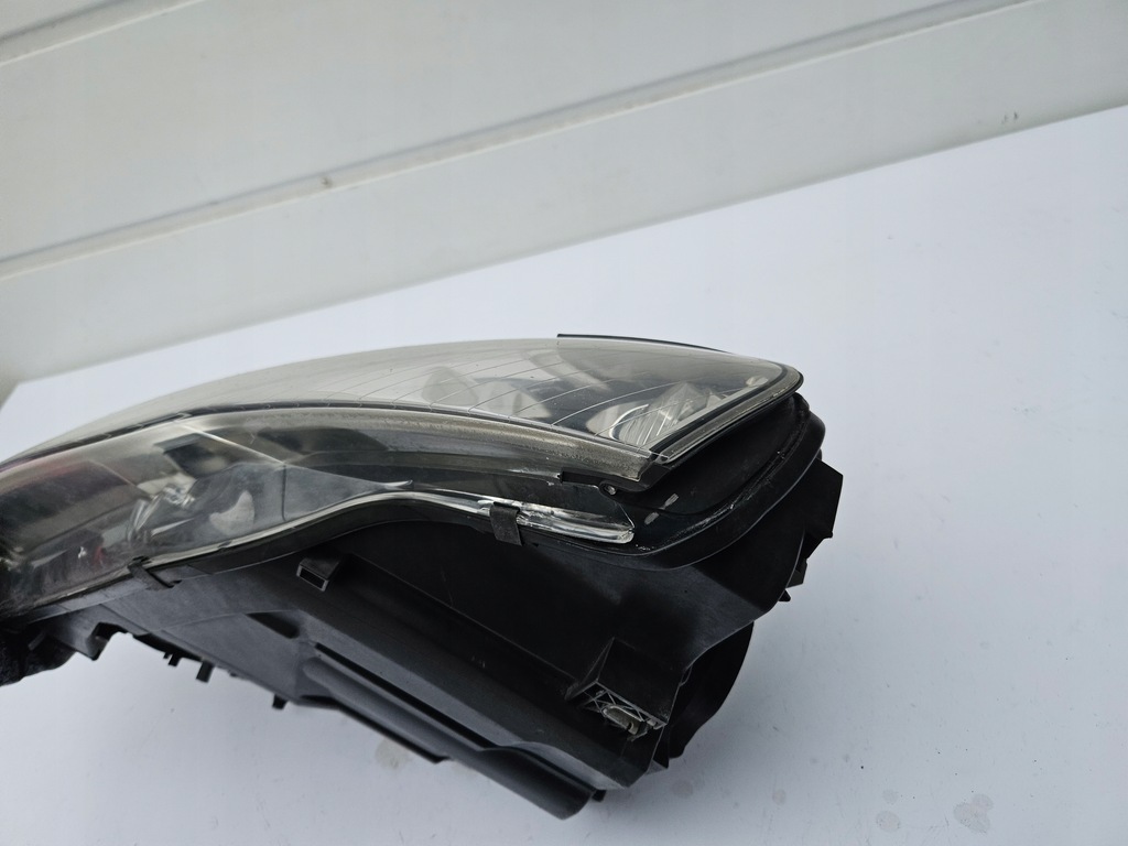 фото №12, Лампа левая bixenon поворотный audi a4 s4 b7 белый поворотник фара левый