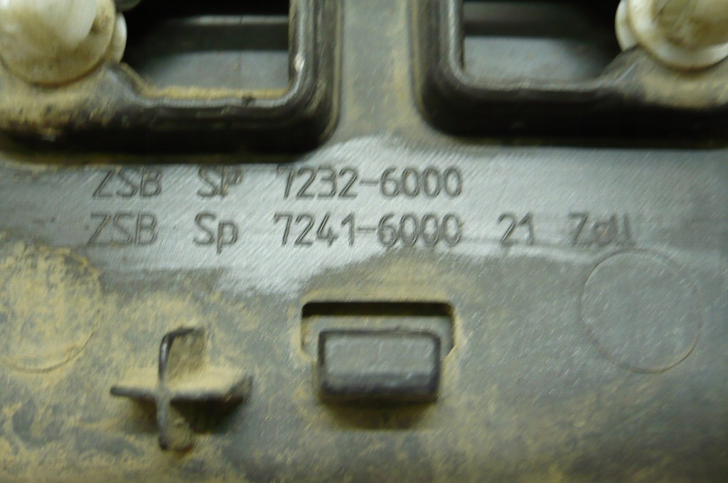 фото №12, Audi q7 ii 4m 15-19 молдинг крила права перед оригінал