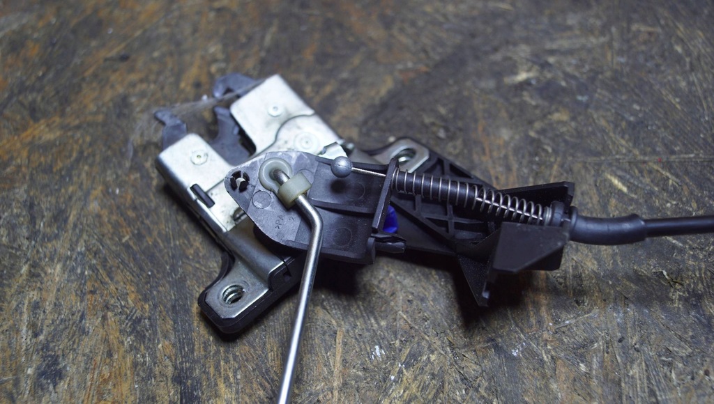 фото №9, Audi a4 b6 b7 замок кришки задня 8e5827505b 858