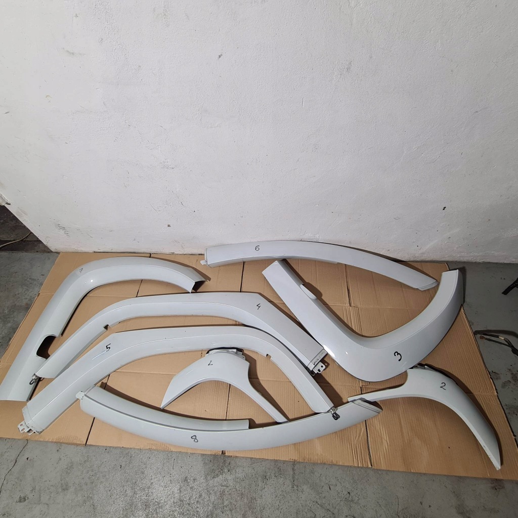 фото №1, Renault twizy молдинг корпус защита крыша стойки