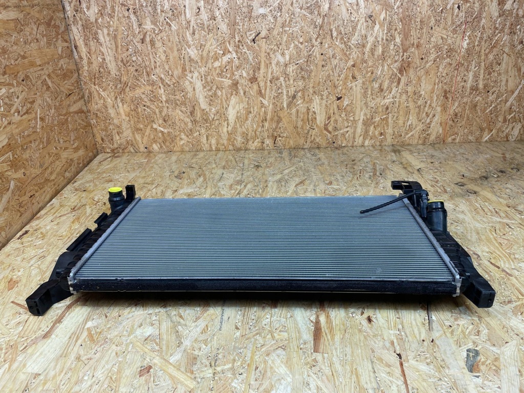 Радиатор воды bmw f45 f48 mini f55 f56 f57 f60 8645783 Оригинал