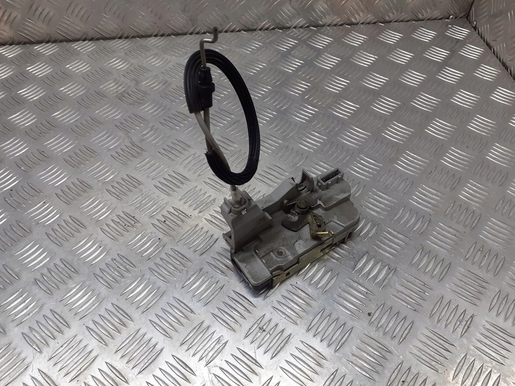 фото №1, Замок дверь правый задняя peugeot 307 4pin