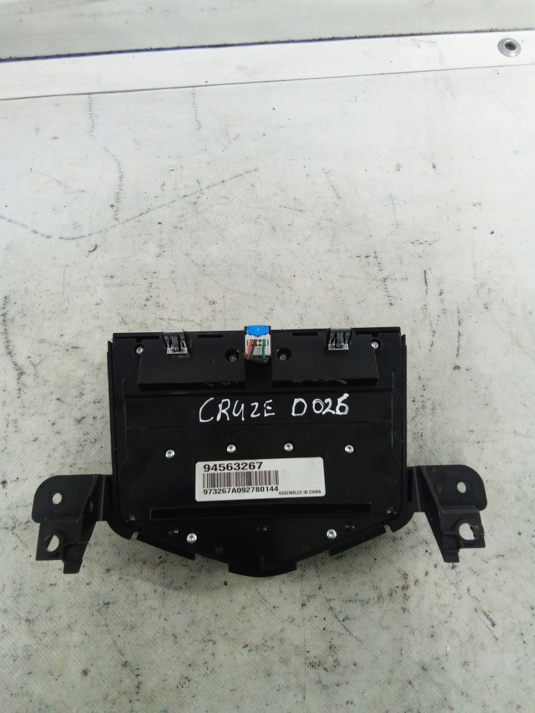 фото №2, D026 панель управление радио chevrolet cruze